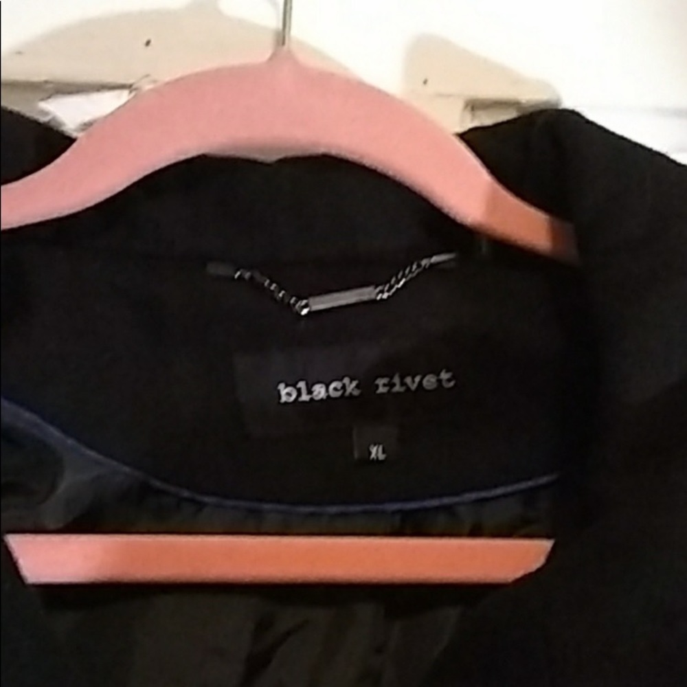 Black Rivet Size XL - Picture 2 of 5